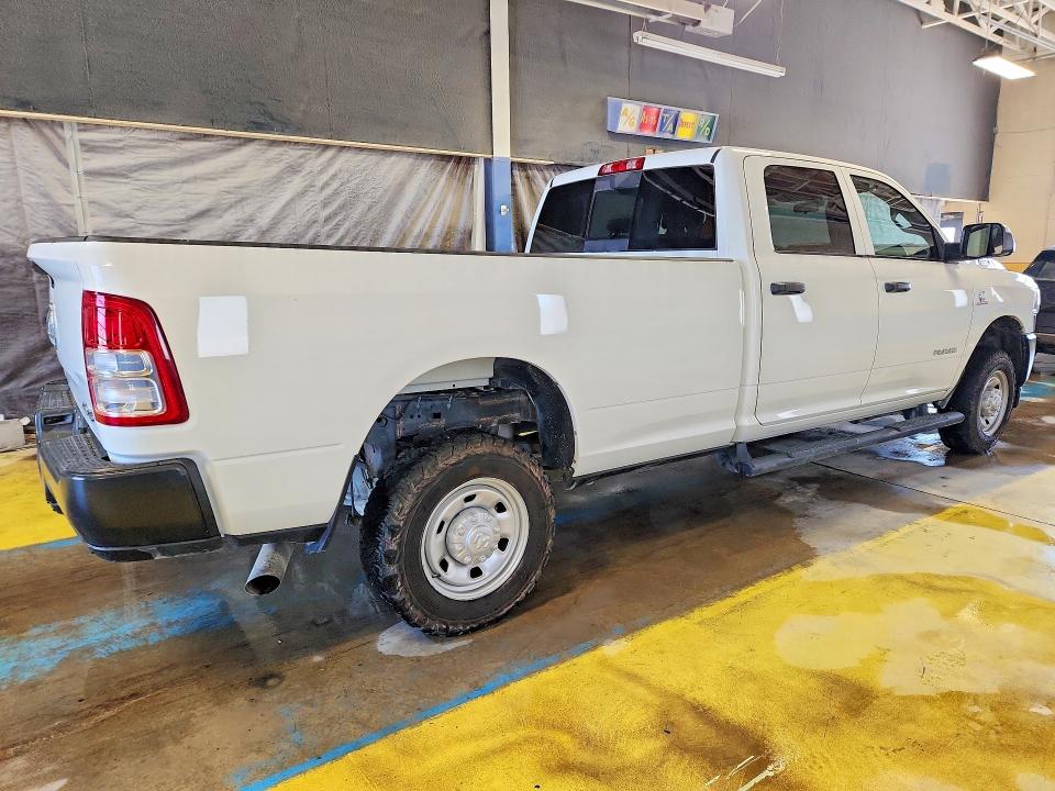 Photo 3 from auction – 2021 RAM 2500 with VIN 3C6UR5HL8MG532835