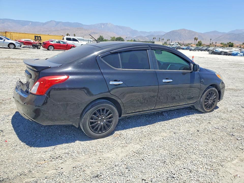 Photo 3 from auction – 2013 NISSAN VERSA with VIN 3N1CN7APXDL891848