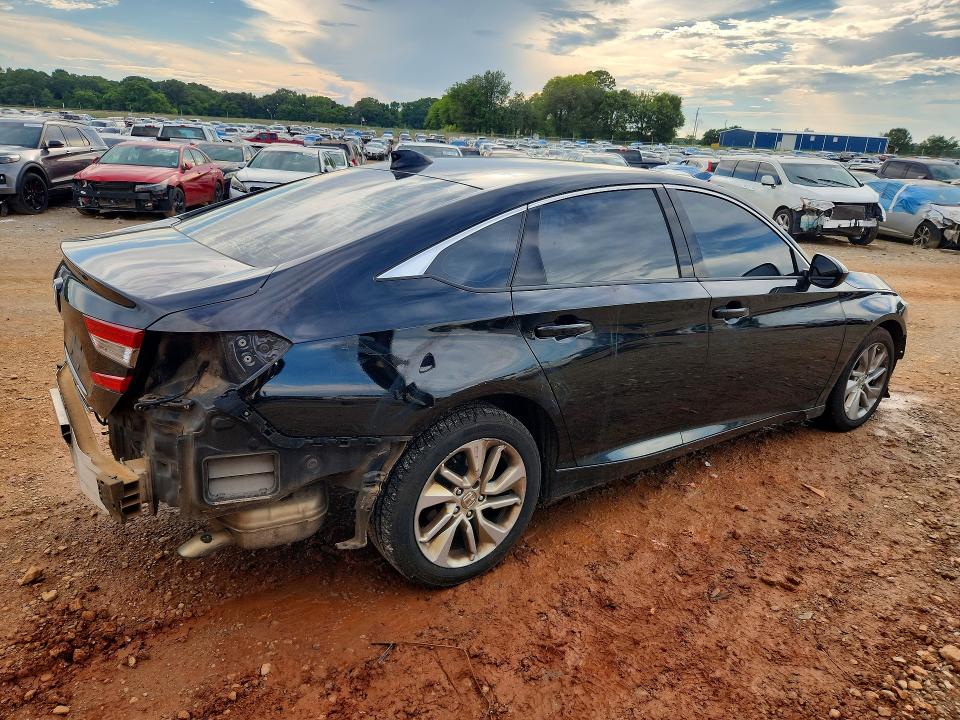 Photo 3 from auction – 2018 HONDA ACCORD with VIN 1HGCV1F10JA251523