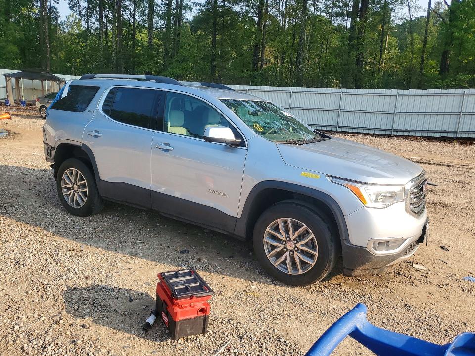 Photo 4 from auction – 2017 GMC ACADIA with VIN 1GKKNLLS0HZ316258
