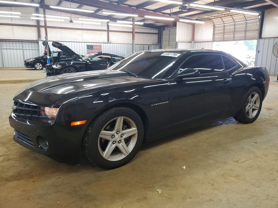 CHEVROLET CAMARO 2011 with VIN 2G1FB1EDXB9144730 - Photo from auction