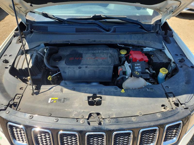 Photo 11 from auction – 2019 JEEP COMPASS with VIN 3C4NJDCB0KT631053