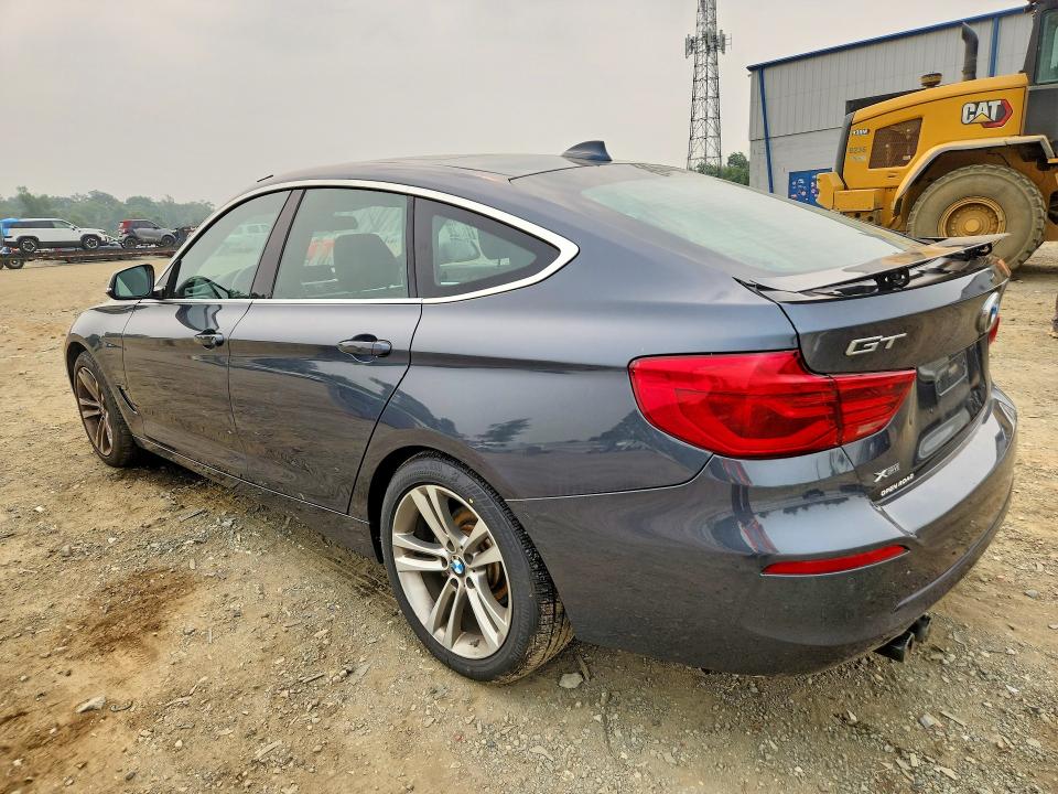 Photo 2 from auction – 2017 BMW 330 with VIN WBA8Z9C33HG827249