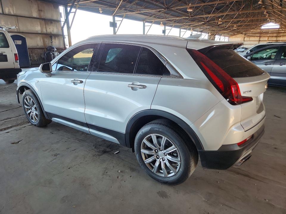 Photo 2 from auction – 2020 CADILLAC XT4 with VIN 1GYFZCR42LF027235