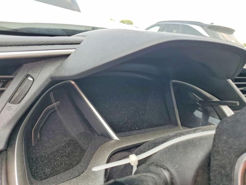 Photo 9 from auction – 2018 HONDA CIVIC with VIN 19XFC2F72JE003444