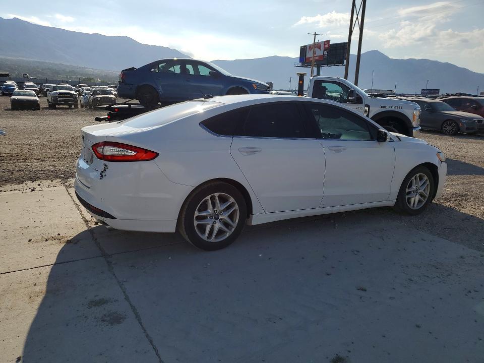 Photo 3 from auction – 2014 FORD FUSION with VIN 3FA6P0H70ER111118