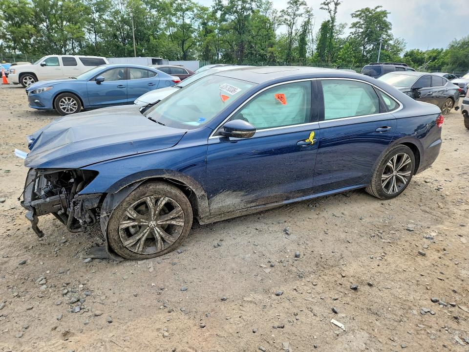 2021 VOLKSWAGEN PASSAT - Търг №62679336