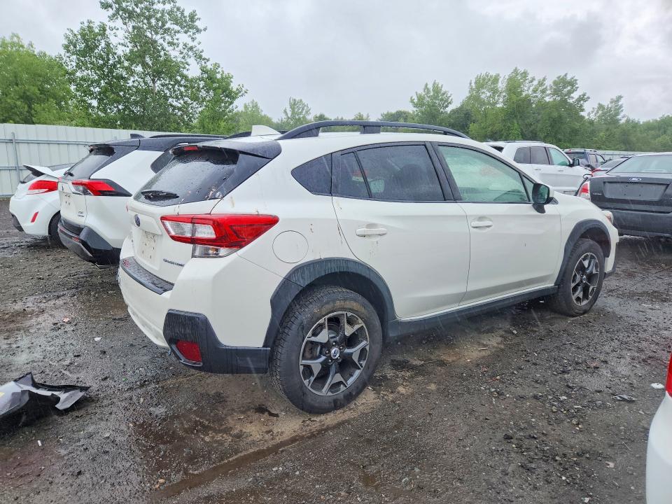 Photo 3 from auction – 2018 SUBARU CROSSTREK with VIN JF2GTABC1JH247602