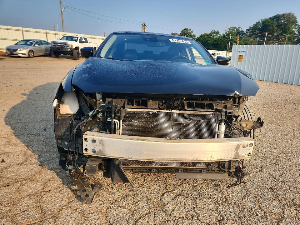 Photo 5 from auction – 2017 NISSAN MAXIMA with VIN 1N4AA6AP2HC378255