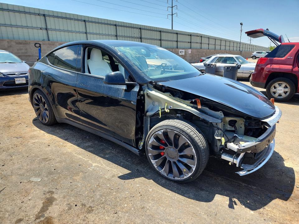Photo 4 from auction – 2023 TESLA MODEL Y with VIN 7SAYGDEF1PF925405