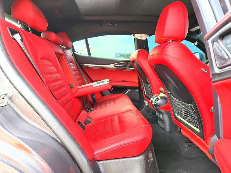 Photo 11 from auction – 2021 ALFA ROMEO STELVIO with VIN ZASPAKBN4M7D09829