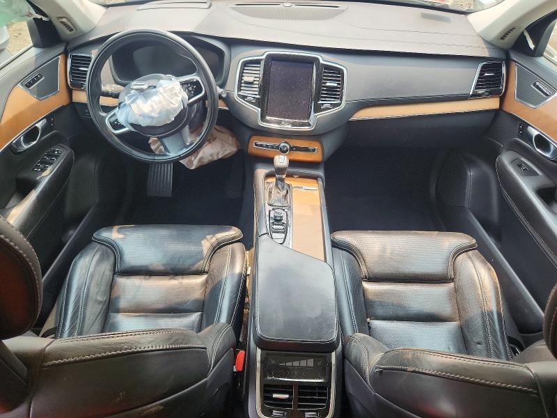 Photo 8 from auction – 2016 VOLVO XC90 with VIN YV4A22PL3G1022554