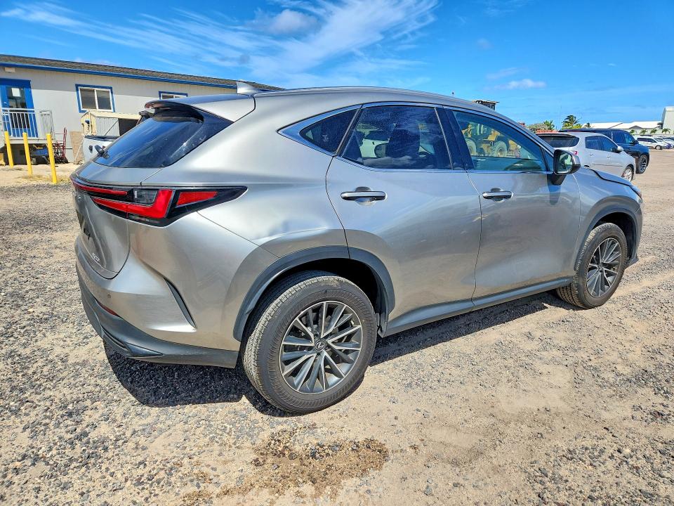 Photo 3 from auction – 2023 LEXUS NX with VIN JTJGDCAZ1P5011360