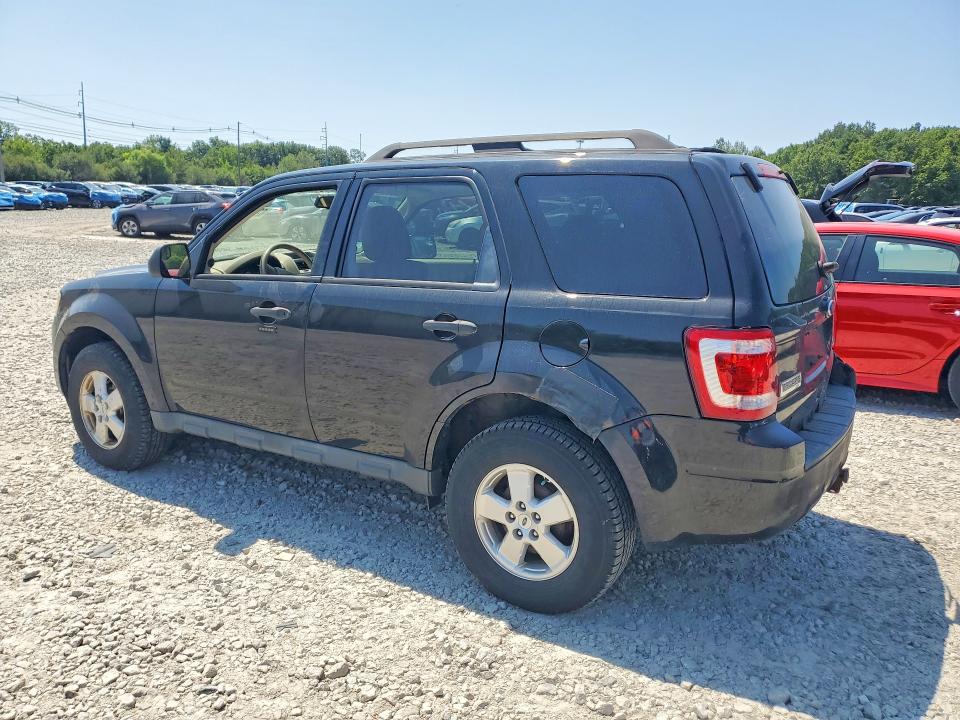 Photo 2 from auction – 2011 FORD ESCAPE with VIN 1FMCU9DG0BKA02928