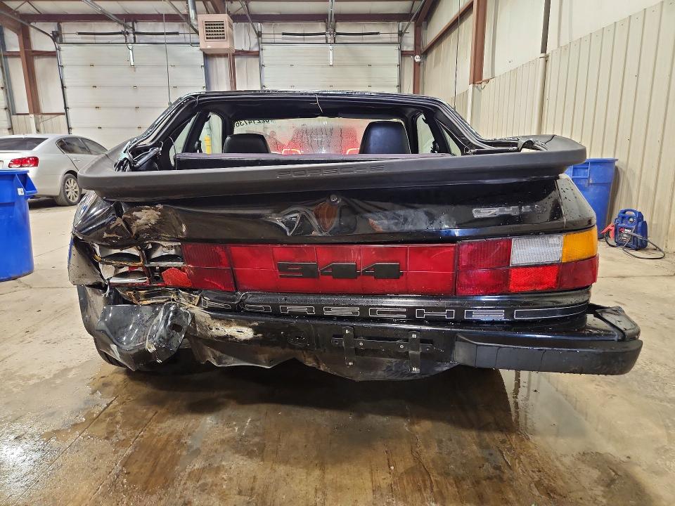 Photo 6 from auction – 1988 PORSCHE 944 with VIN WP0AB0944JN471304