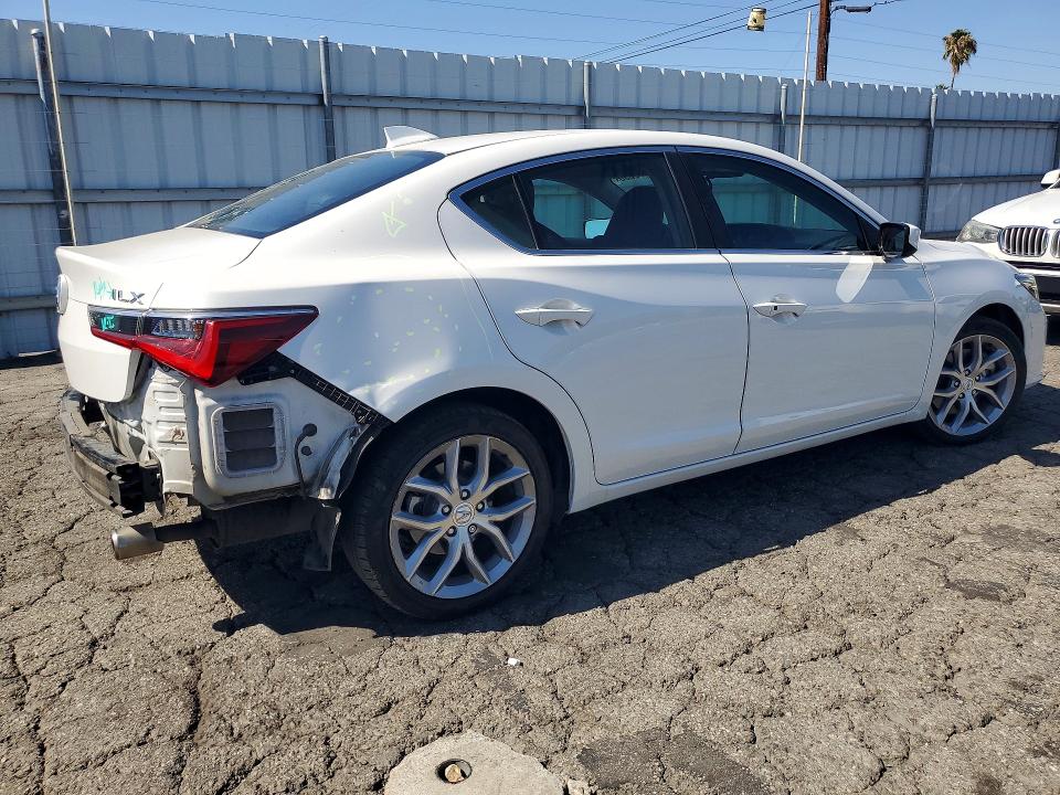 Photo 3 from auction – 2020 ACURA ILX with VIN 19UDE2F36LA010497
