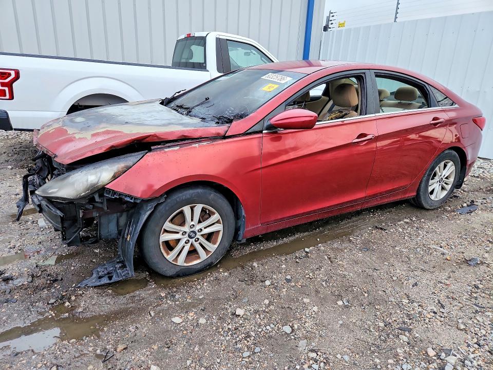 HYUNDAI SONATA 2013 with VIN 5NPEB4AC3DH639336 - Photo from auction