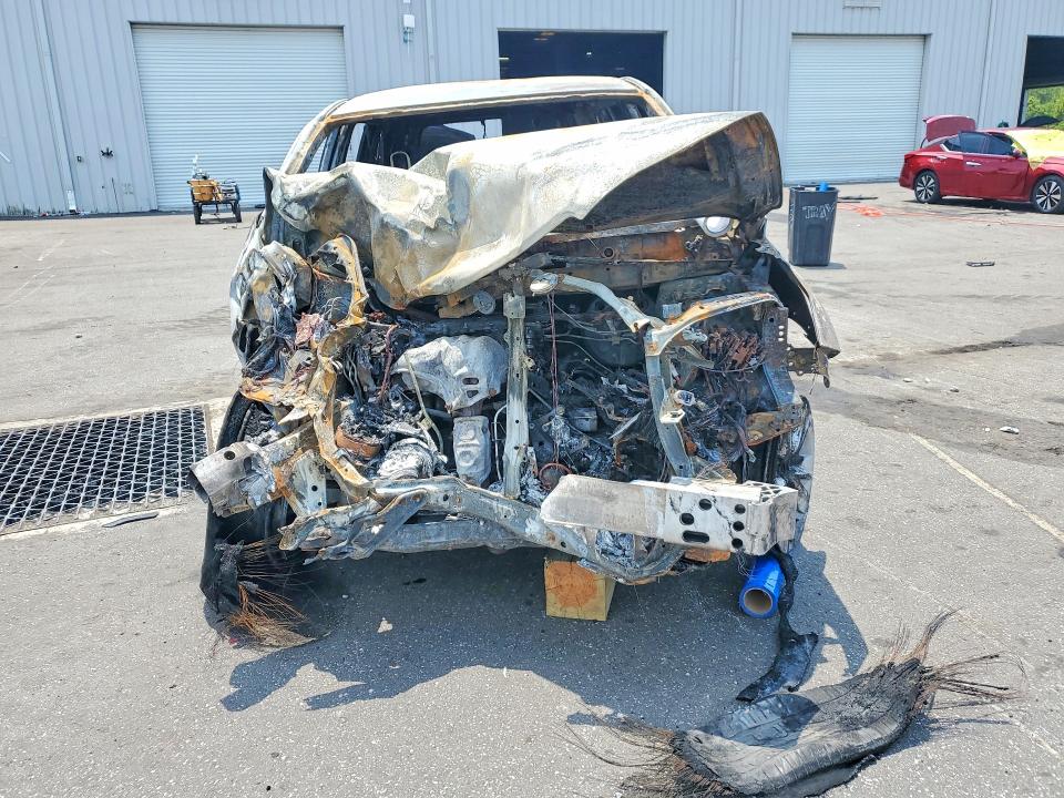 Photo 5 from auction – 2018 TOYOTA HIGHLANDER with VIN 5TDZARFH2JS040696