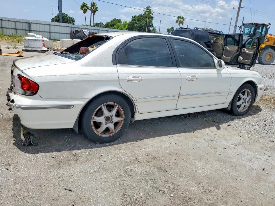 Photo 3 from auction – 2005 HYUNDAI SONATA with VIN KMHWF35H35A162601
