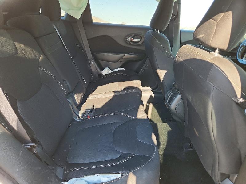 Photo 10 from auction – 2015 JEEP CHEROKEE with VIN 1C4PJMCS4FW776797