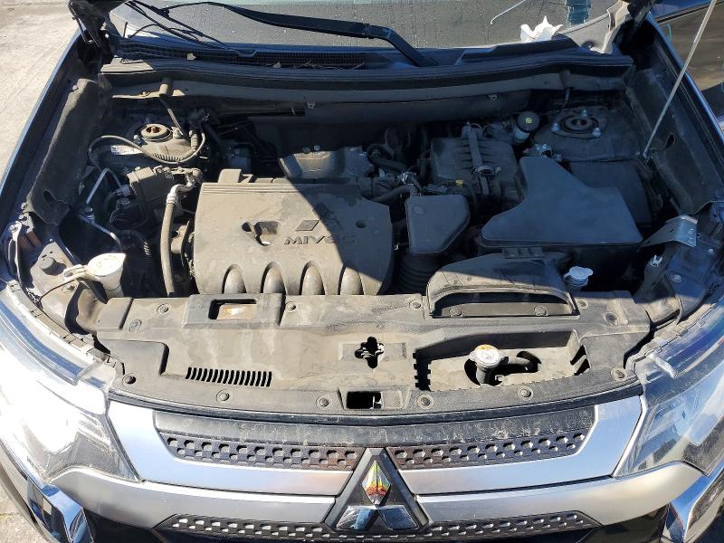 Photo 11 from auction – 2019 MITSUBISHI OUTLANDER with VIN JA4AD3A34KZ049990