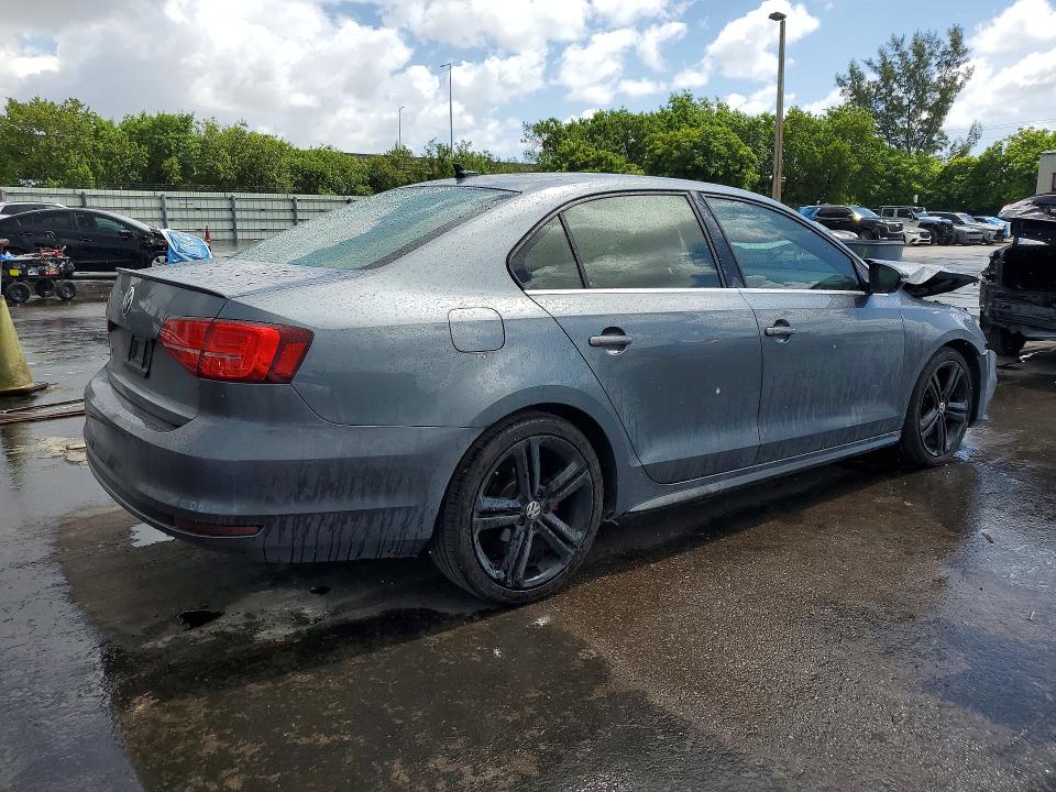 Photo 3 from auction – 2015 VOLKSWAGEN JETTA with VIN 3VW4T7AJ8FM299670
