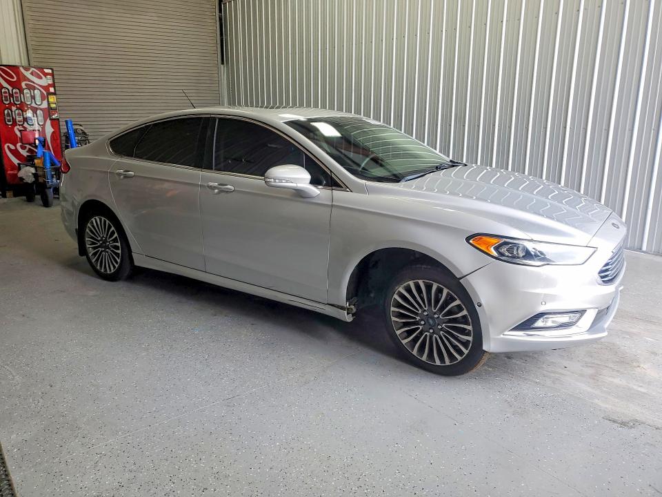 Photo 4 from auction – 2017 FORD FUSION with VIN 3FA6P0T98HR298038