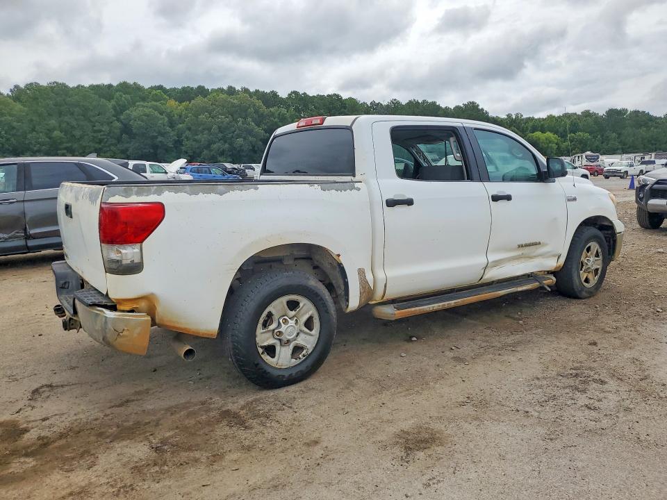 Photo 3 from auction – 2010 TOYOTA TUNDRA with VIN 5TFEY5F11AX075469