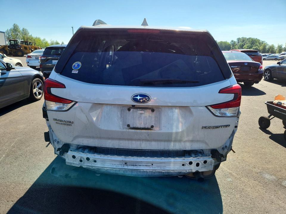 Photo 6 from auction – 2019 SUBARU FORESTER with VIN JF2SKAEC0KH462446