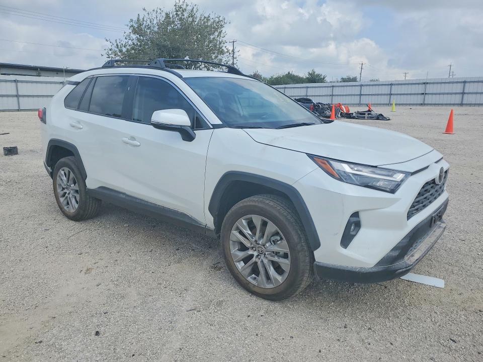 Photo 4 from auction – 2025 TOYOTA RAV4 with VIN 2T3C1RFV2SW417071