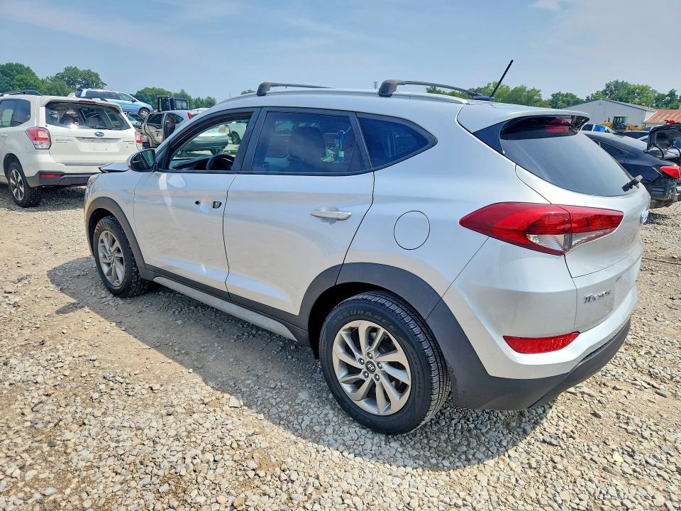 Photo 2 from auction – 2017 HYUNDAI TUCSON with VIN KM8J33A43HU582853