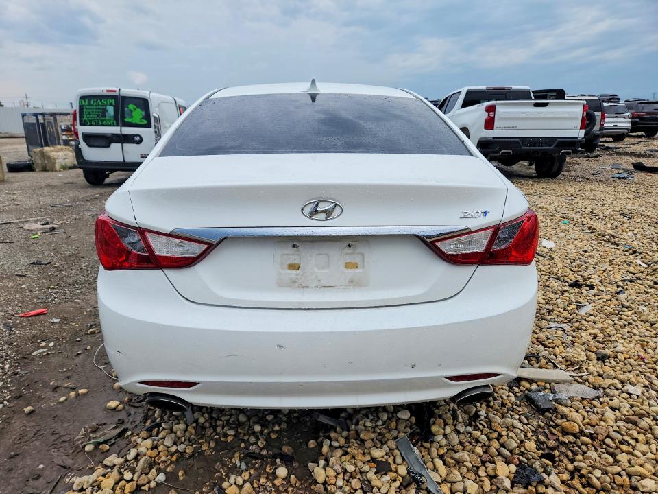 Photo 6 from auction – 2011 HYUNDAI SONATA with VIN 5NPEC4AB0BH194099