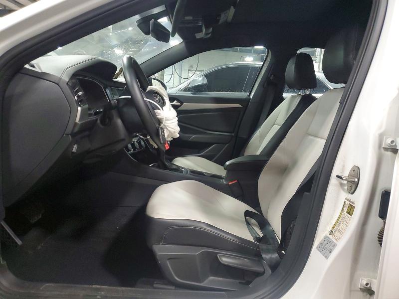 Photo 7 from auction – 2020 VOLKSWAGEN JETTA with VIN 3VWCB7BU3LM003117