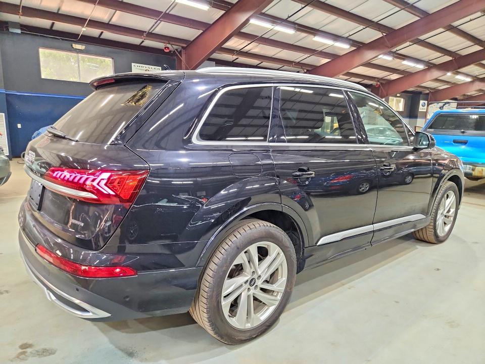 Photo 3 from auction – 2021 AUDI Q7 with VIN WA1AXAF74MD021548