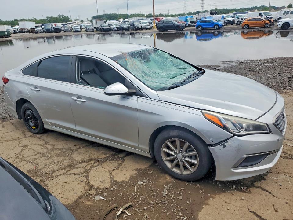 Снимка 4 от търг – 2018 HYUNDAI SONATA с VIN 5NPE24AF4JH607744
