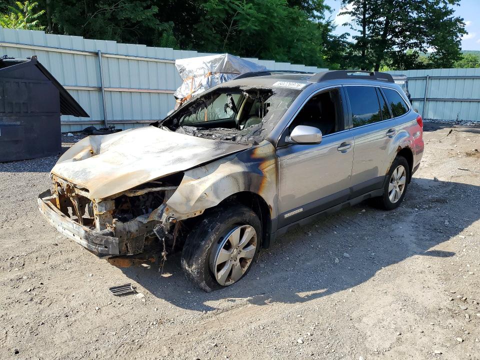 SUBARU OUTBACK 2011 with VIN 4S4BRBKC4B3372228 - Photo from auction