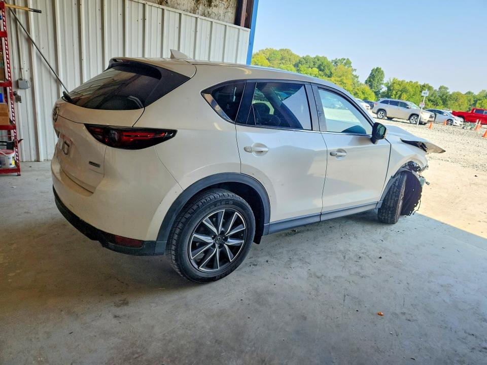 صورة رقم 3 من المزاد - 2017 MAZDA CX-5 مع VIN JM3KFADL7H0228226