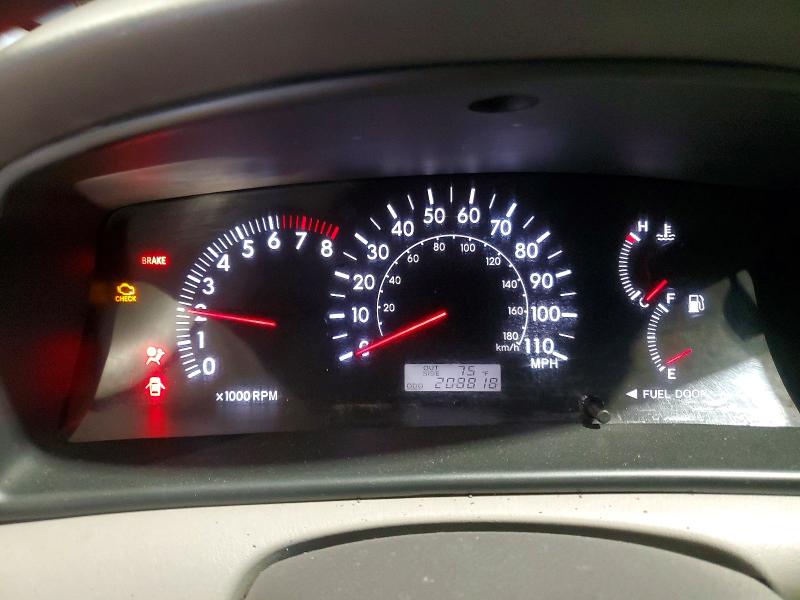 Photo 9 from auction – 2007 TOYOTA COROLLA with VIN JTDBR32E070132677