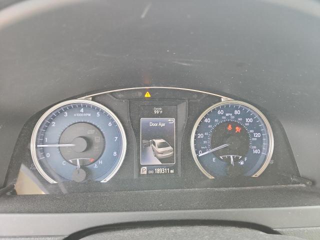 Photo 9 from auction – 2016 TOYOTA CAMRY with VIN 4T4BF1FKXGR553832