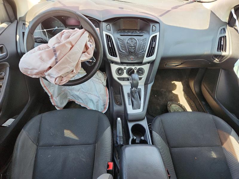 Photo 8 from auction – 2014 FORD FOCUS with VIN 1FADP3F22EL388139