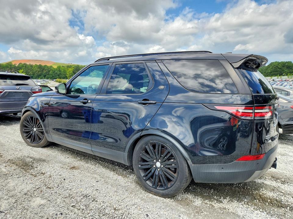 Photo 2 from auction – 2017 LAND ROVER DISCOVERY with VIN SALRTBBVXHA017437