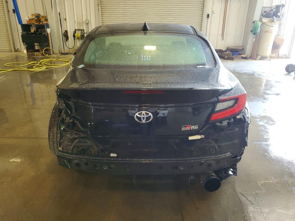 Photo 6 from auction – 2023 TOYOTA GR86 with VIN JF1ZNBB1XP9763892