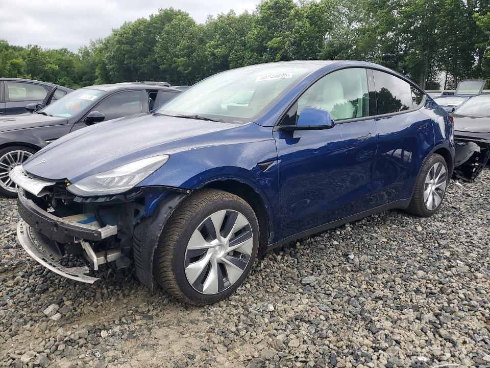 TESLA MODEL Y 2021 with VIN 5YJYGAEE0MF179642 - Photo from auction