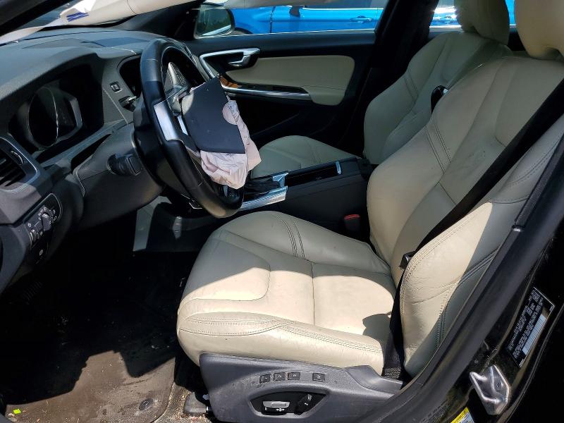 Photo 7 from auction – 2015 VOLVO S60 with VIN YV149MFM6F2335618