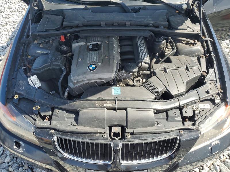 Photo 11 from auction – 2006 BMW 325 with VIN WBAVD13576KV03042