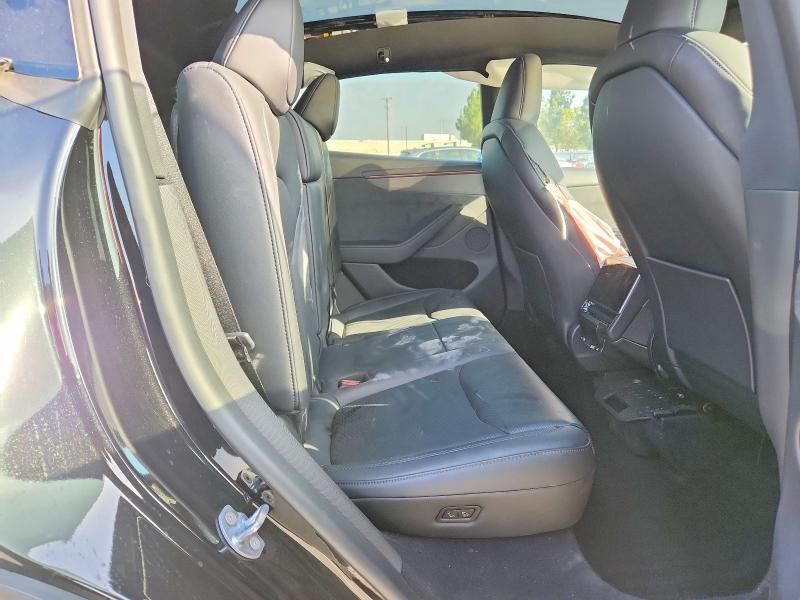 صورة رقم 10 من المزاد - 2026 TESLA MODEL Y مع VIN 7SAYGDEE0TF575296