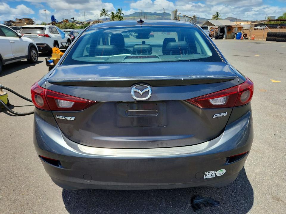 Foto 6 de la subasta – 2018 MAZDA 3 con VIN 3MZBN1V38JM256403
