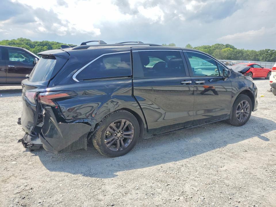 Photo 3 from auction – 2024 TOYOTA SIENNA with VIN 5TDCSKFCXRS121472