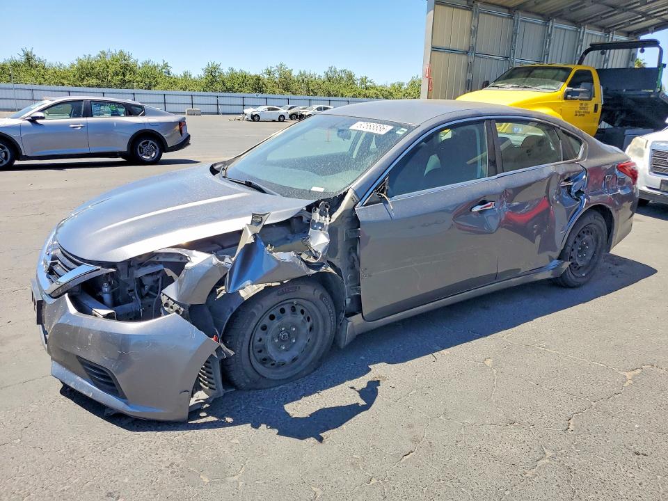 NISSAN ALTIMA 2018 with VIN 1N4AL3AP6JC472105 - Photo from auction