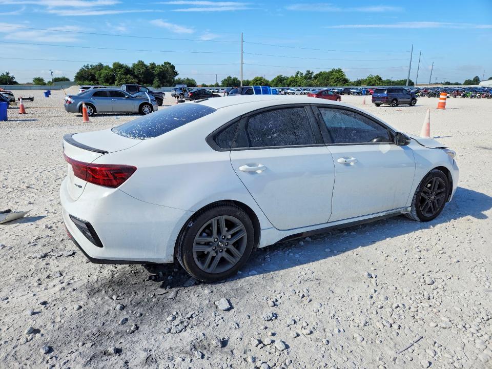 Photo 3 from auction – 2020 KIA FORTE with VIN 3KPF34AD3LE195680